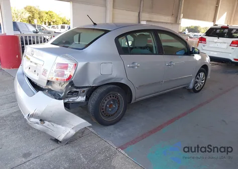 2010 Nissan Sentra 2.0S z USA, uszkodzony, nr VIN 3N1AB6AP7AL667197